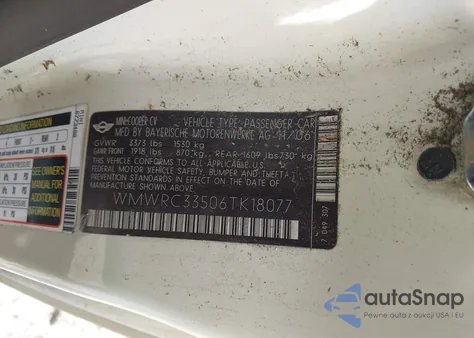 2006 Mini Cooper z USA, uszkodzony, nr VIN WMWRC33506TK18077